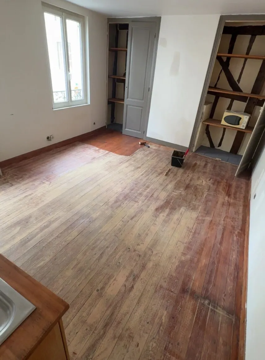 Parquet en bois, avant